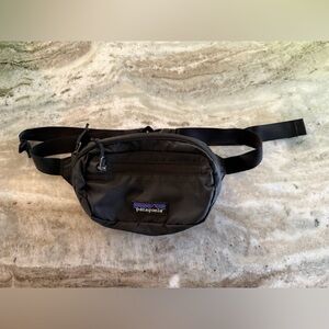 Patagonia Ultralight Black Hole mini Belt Bag